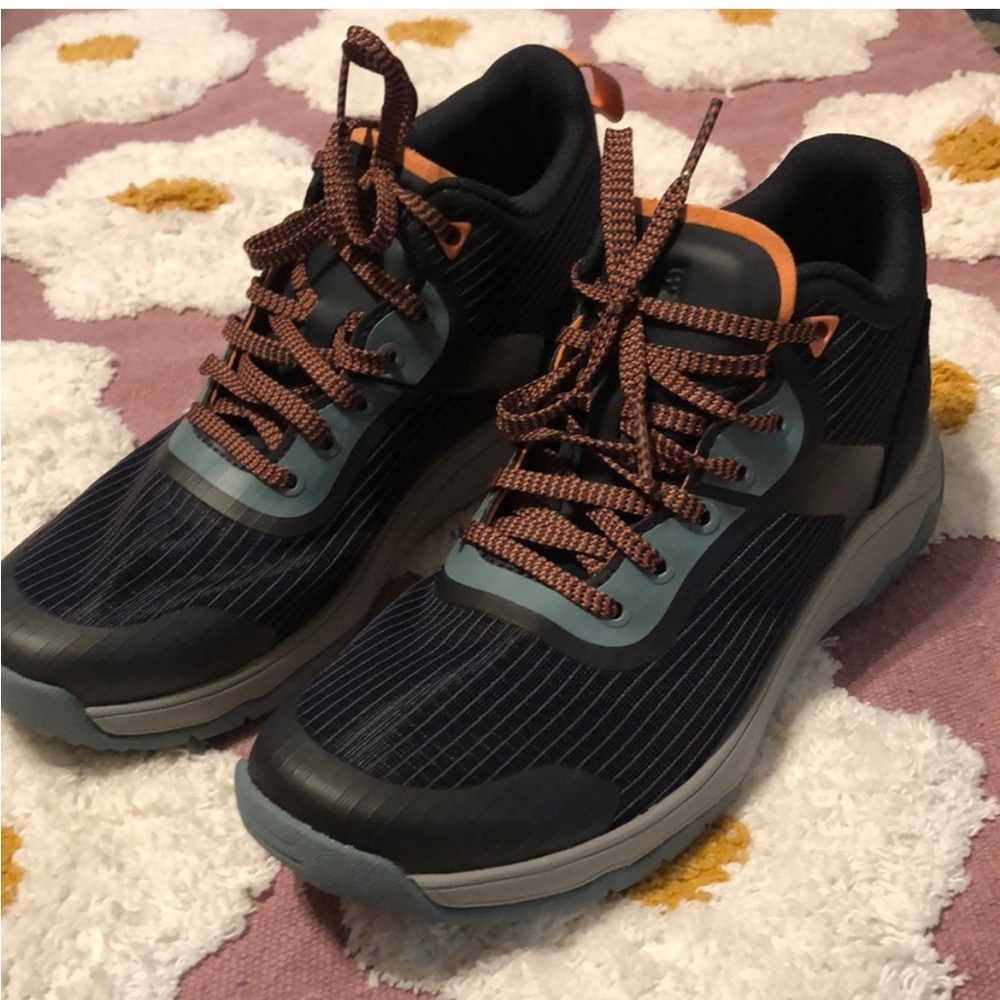 Teva gateway mid homer boots
